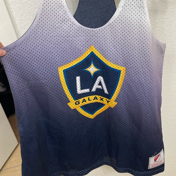 NWT Mitchell & Ness Women's Reversible LA L.A. Galaxy Mesh Tank Jersey Large - Picture 2 of 6